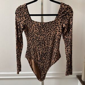 & Other Stories leopard jersey bodysuit sz 6